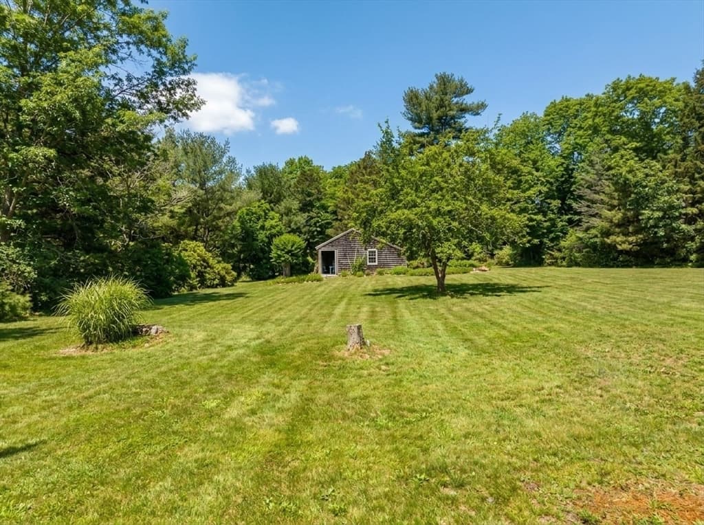 115 Kennedy Rd, Stoughton MA 02072 photo 4