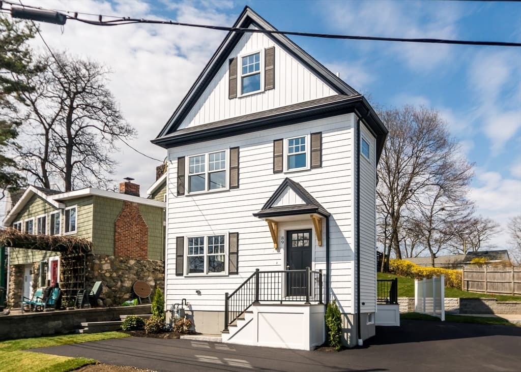 89 Hardy Pond Road, Waltham MA 02452