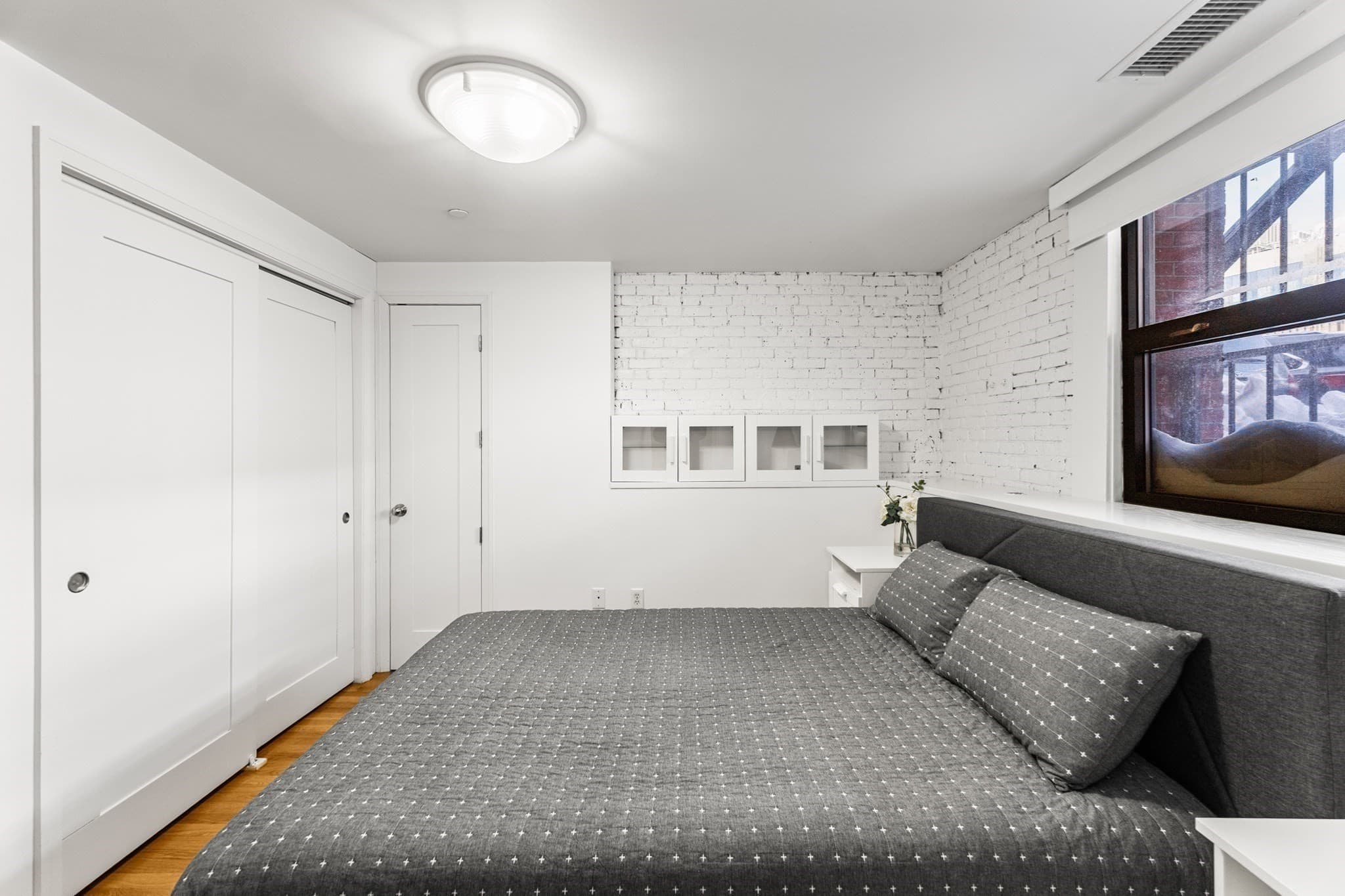 Condominium at 125 B St # 1D, Boston MA 02127, Boston, photo 8 of 20