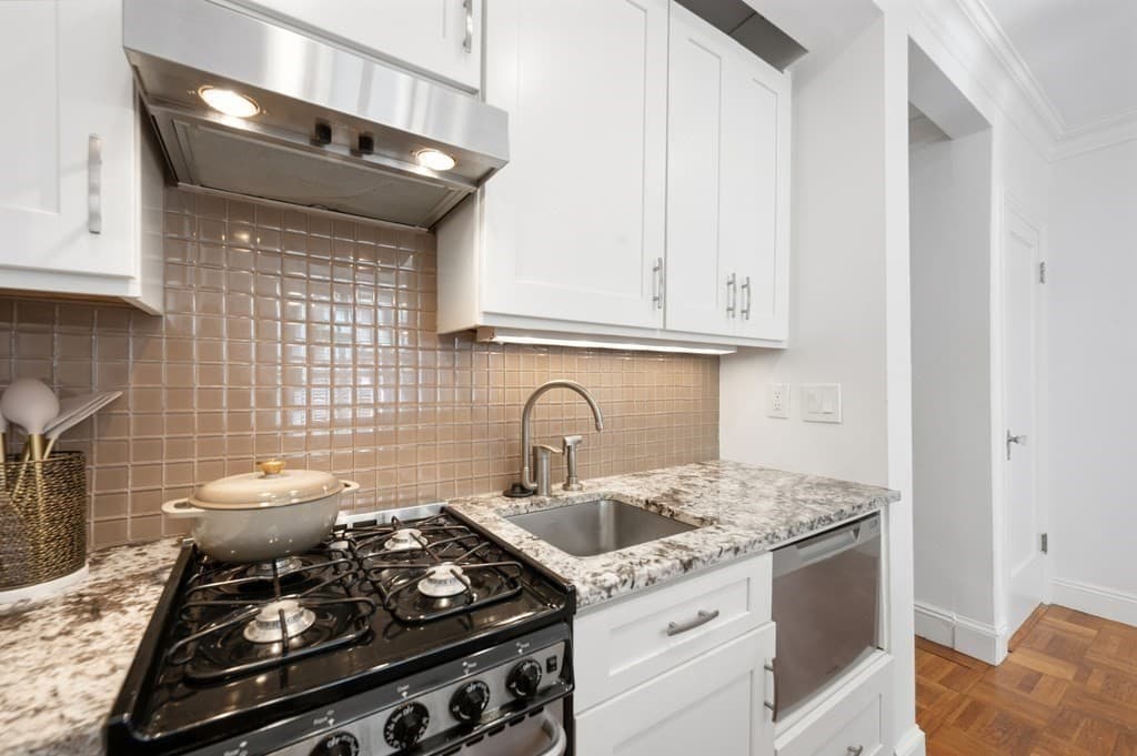 Condominium at 56 Commonwealth Ave # 53, Boston MA 02116, photo 7 of 16