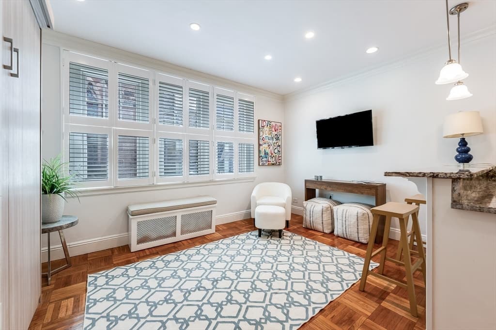Condominium at 56 Commonwealth Ave # 53, Boston MA 02116, photo 5 of 16