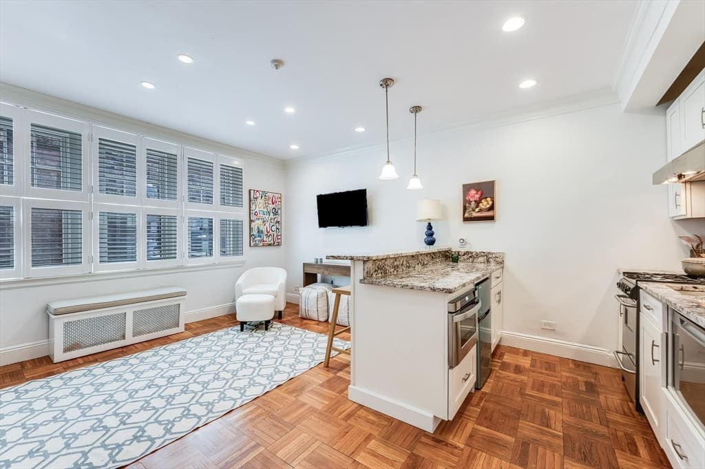 Condominium at 56 Commonwealth Ave # 53, Boston MA 02116, photo 4 of 16