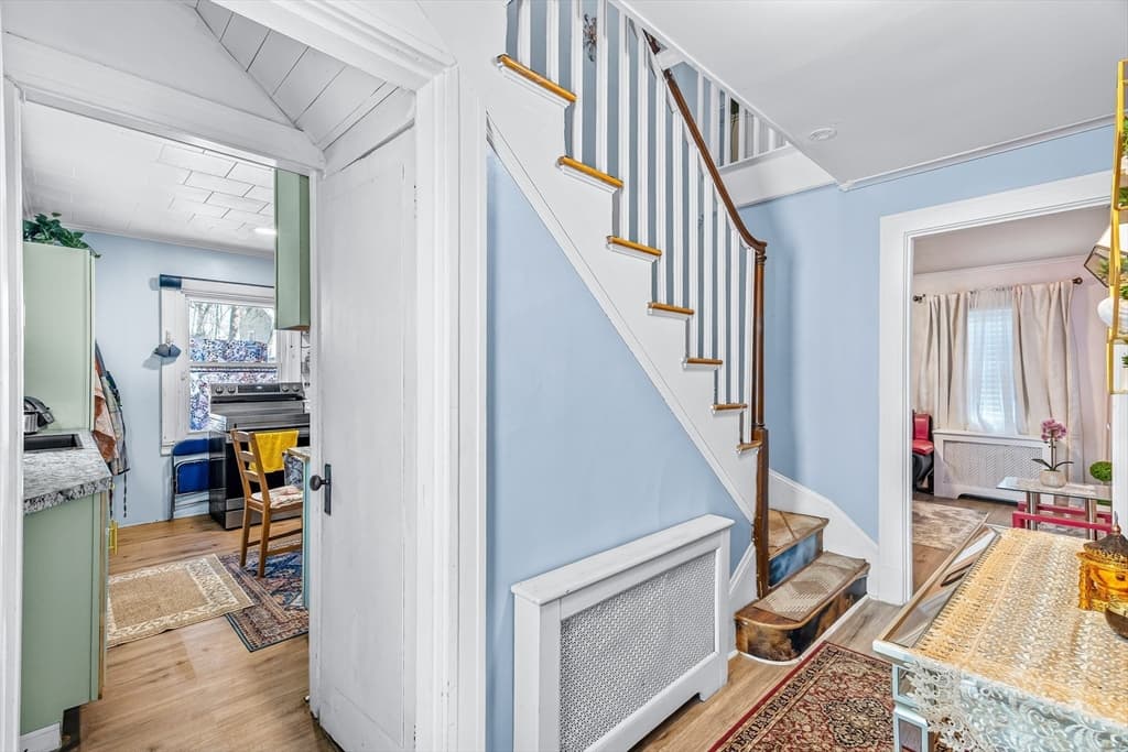 28 Maple Street, Southbridge MA 01550 photo 4