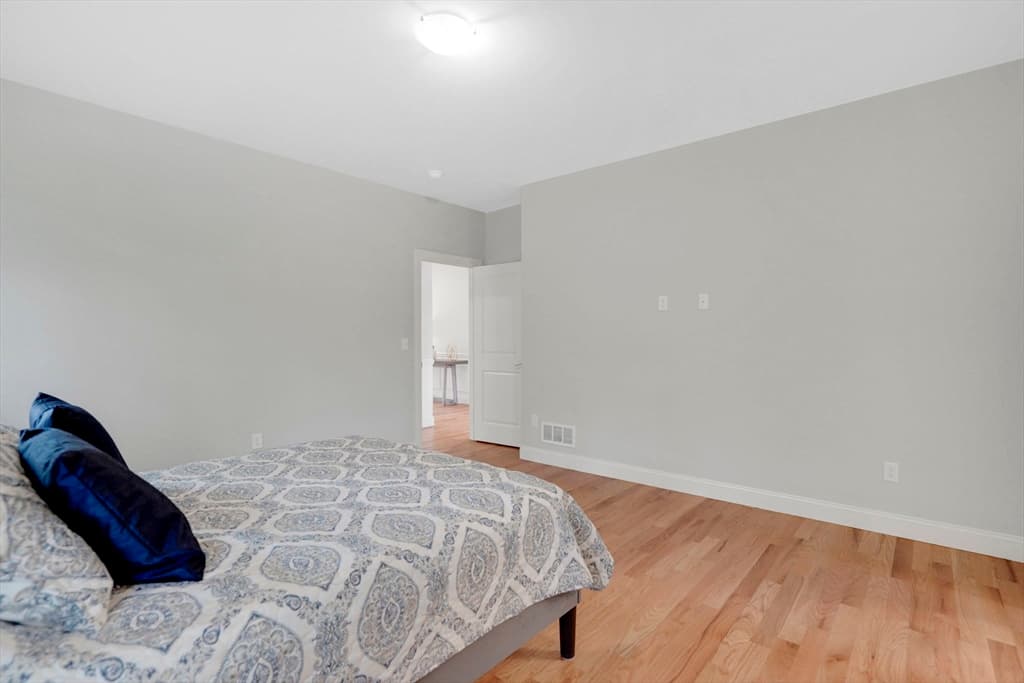 60 Liberty Lane, Enfield CT 06082 photo 28