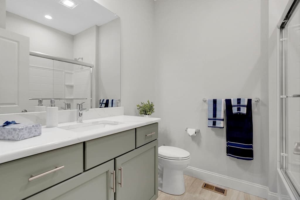 60 Liberty Lane, Enfield CT 06082 photo 34