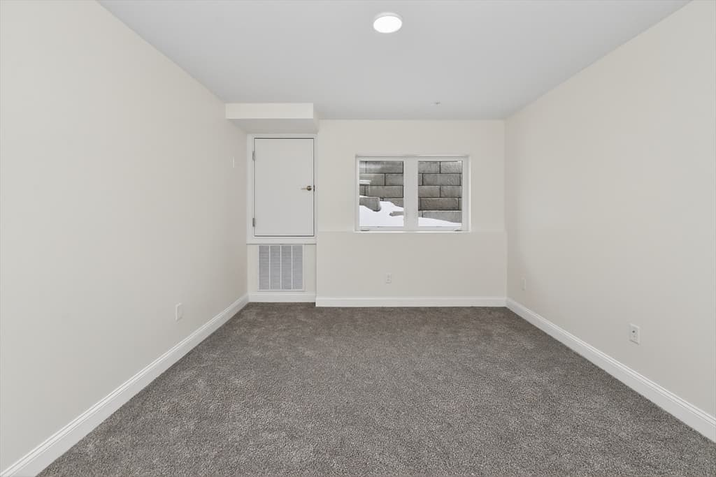 10 Franklin Ave, Revere MA 02151 photo 17