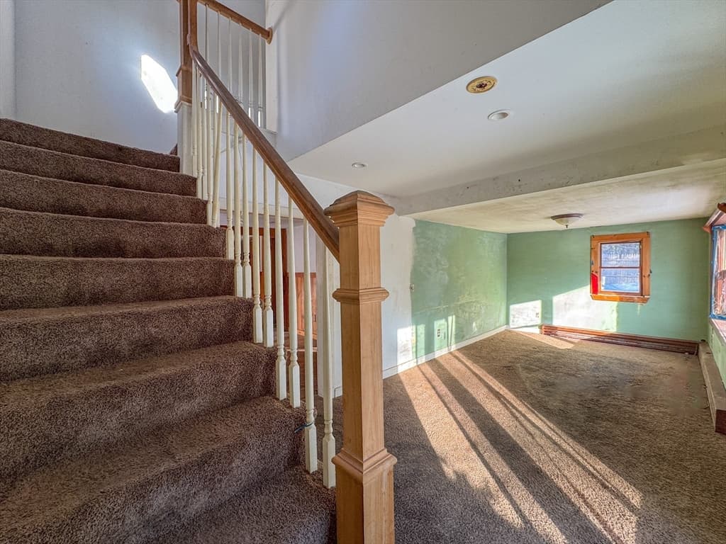 23 Fifth Ave, Lakeville MA 02347 photo 9