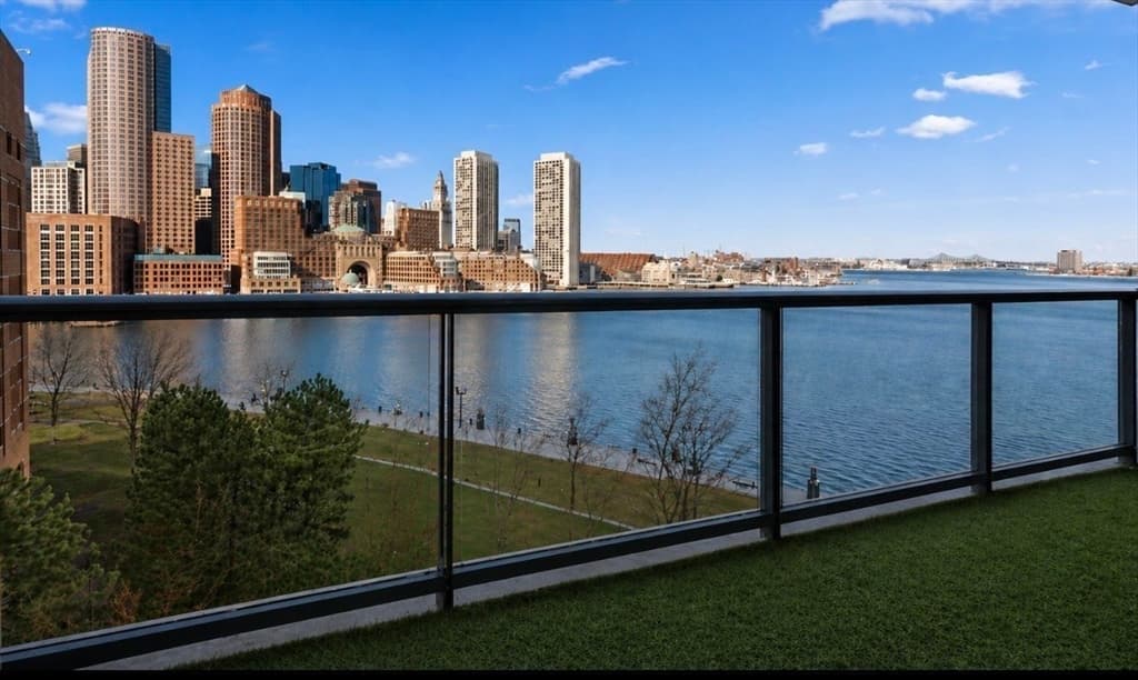 Condominium at 22 Liberty Dr # 7M, Boston MA 02210, photo 13 of 42