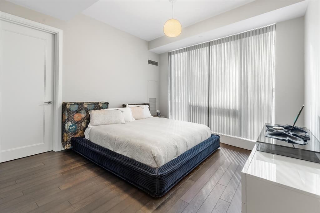 Condominium at 22 Liberty Dr # 7M, Boston MA 02210, photo 22 of 42