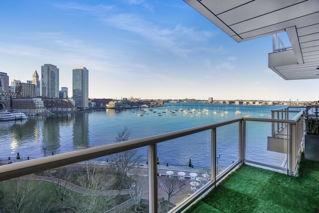 Condominium at 22 Liberty Dr # 7M, Boston MA 02210, photo 15 of 42
