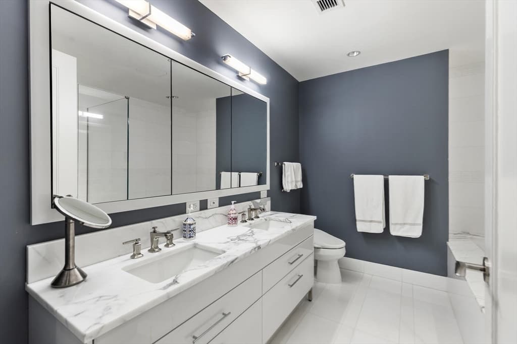 Condominium at 22 Liberty Dr # 7M, Boston MA 02210, photo 25 of 42