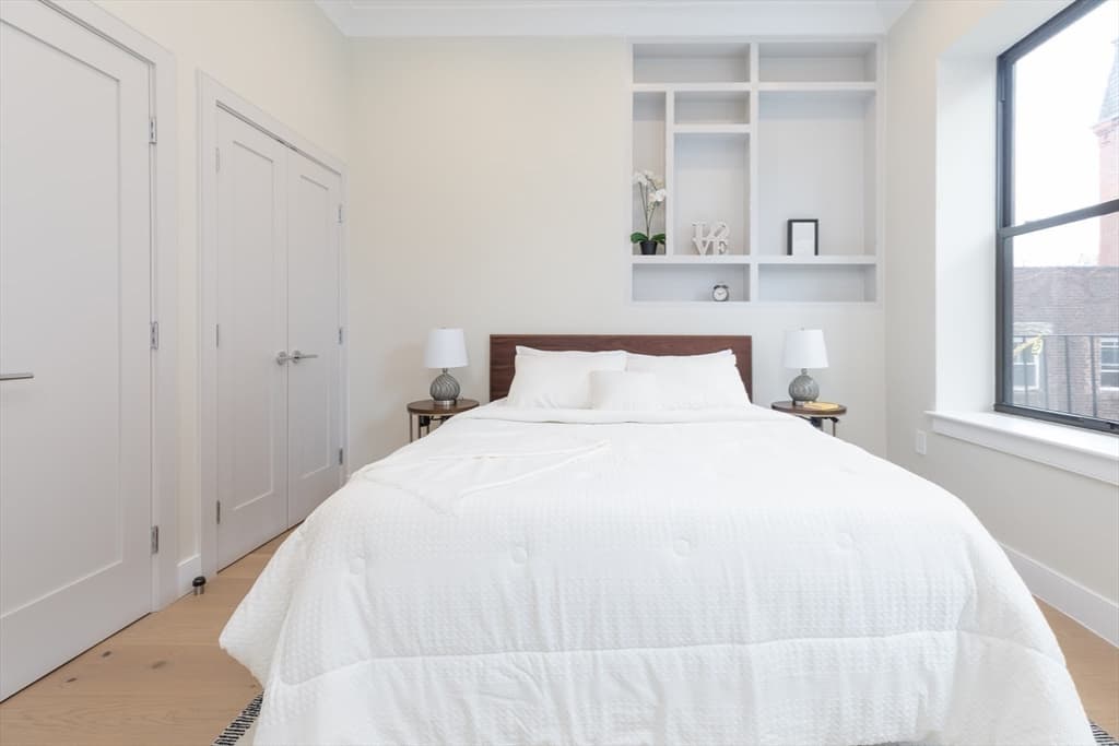 Condominium at 577 Massachusetts Ave. # 3, Boston MA 02118, photo 10 of 12