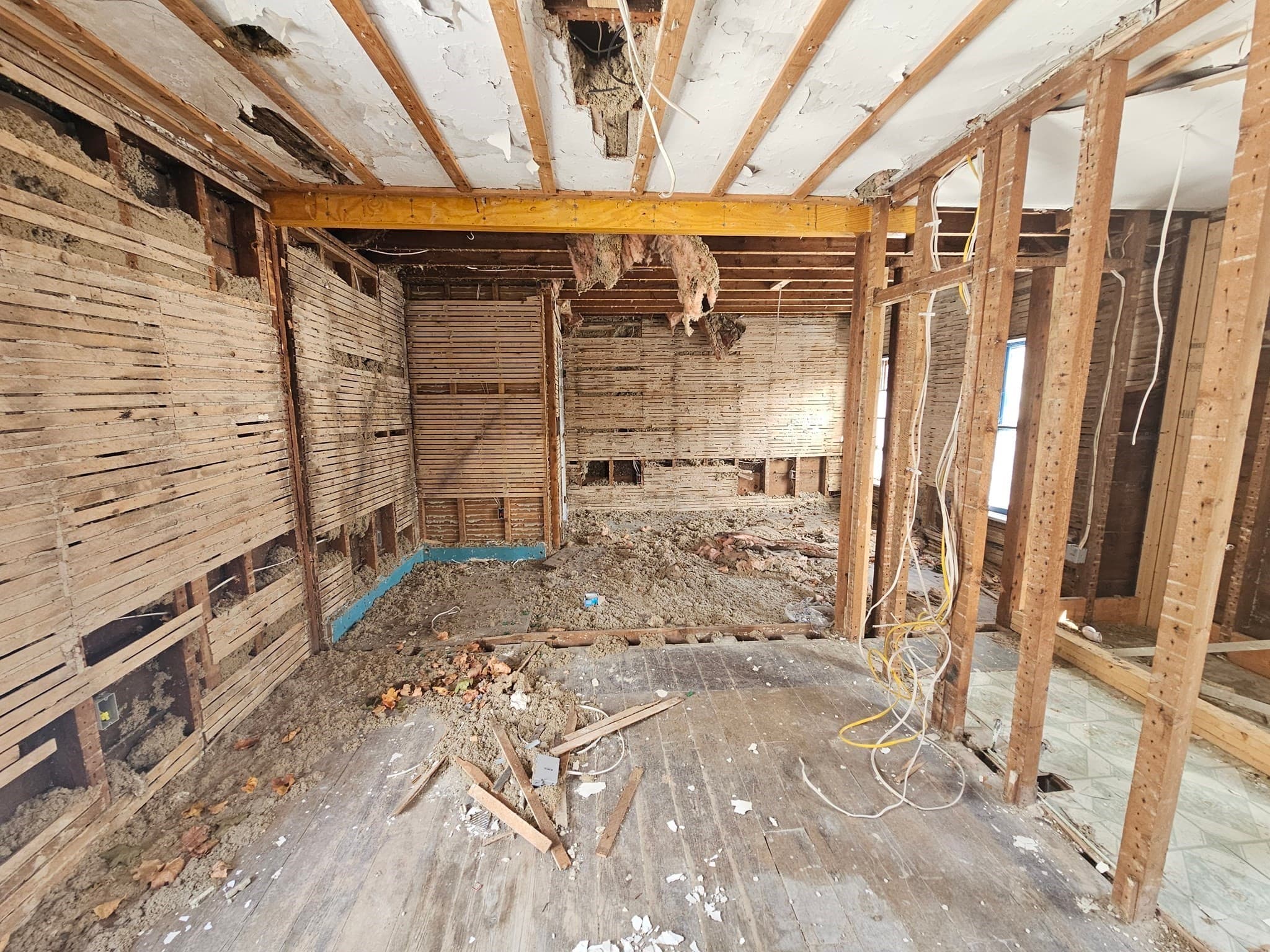 Multi Family at 27 Hall St, North Adams MA 01247, photo 6 of 32