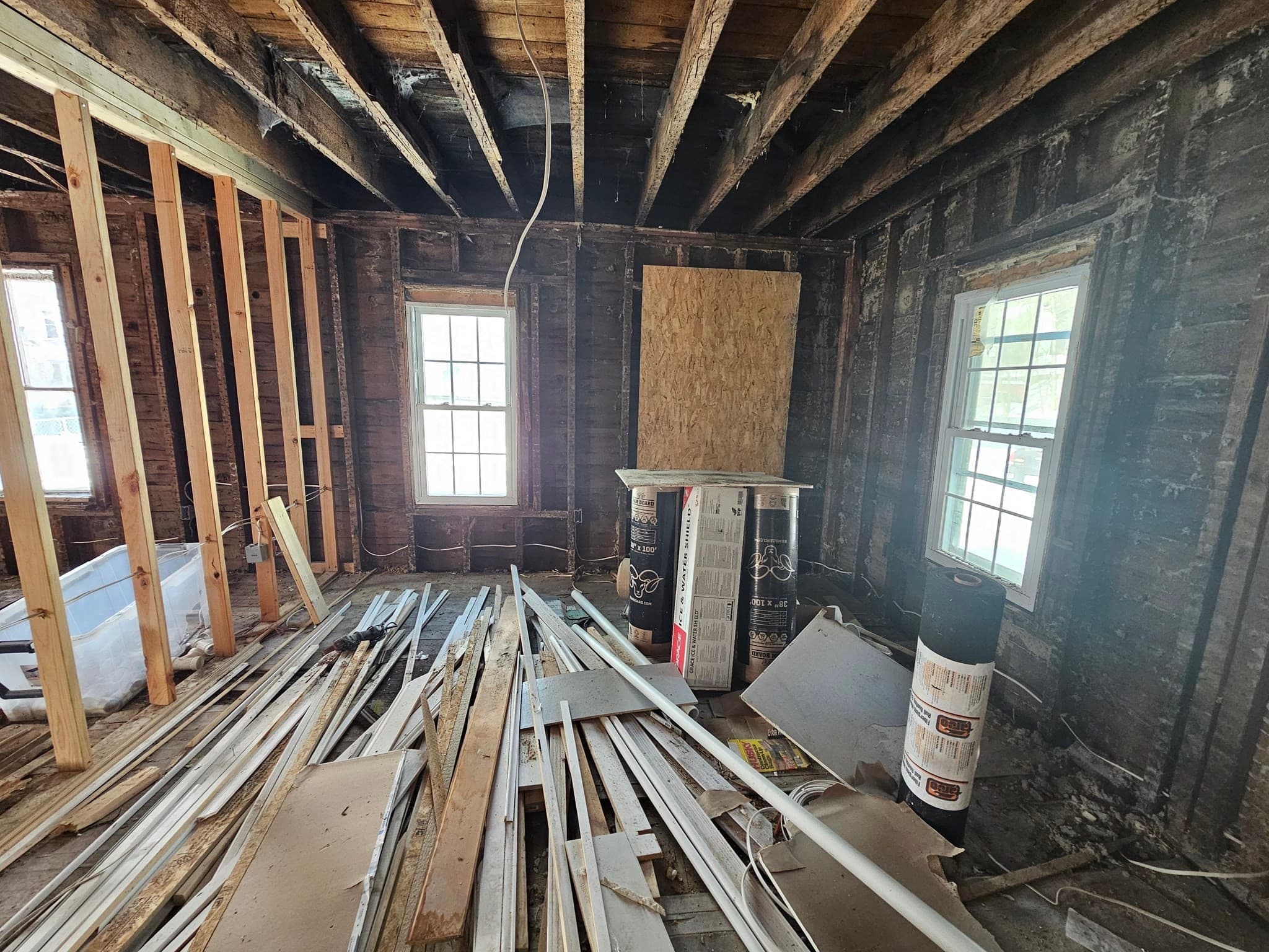 Multi Family at 27 Hall St, North Adams MA 01247, photo 18 of 32