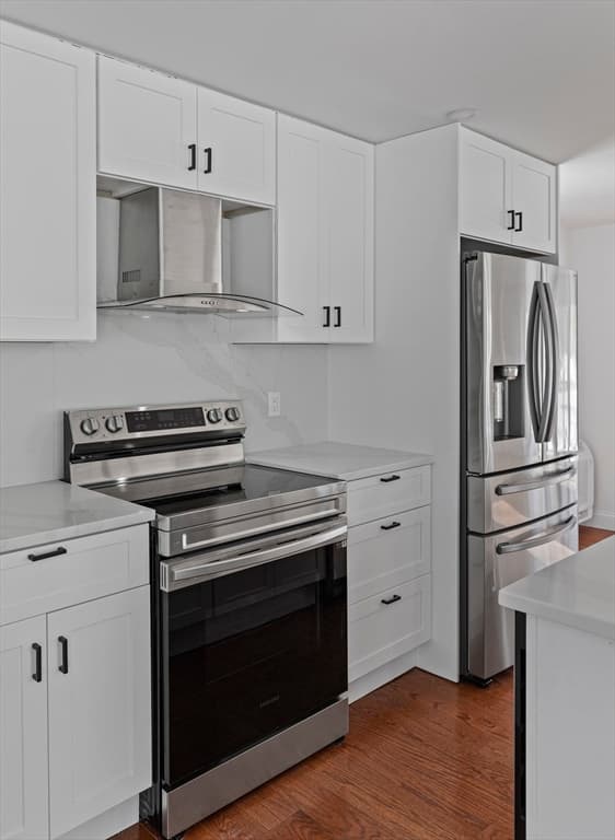 Single Family Residence at 6 Hillside Rd, Northborough MA 01532, photo 13 of 30