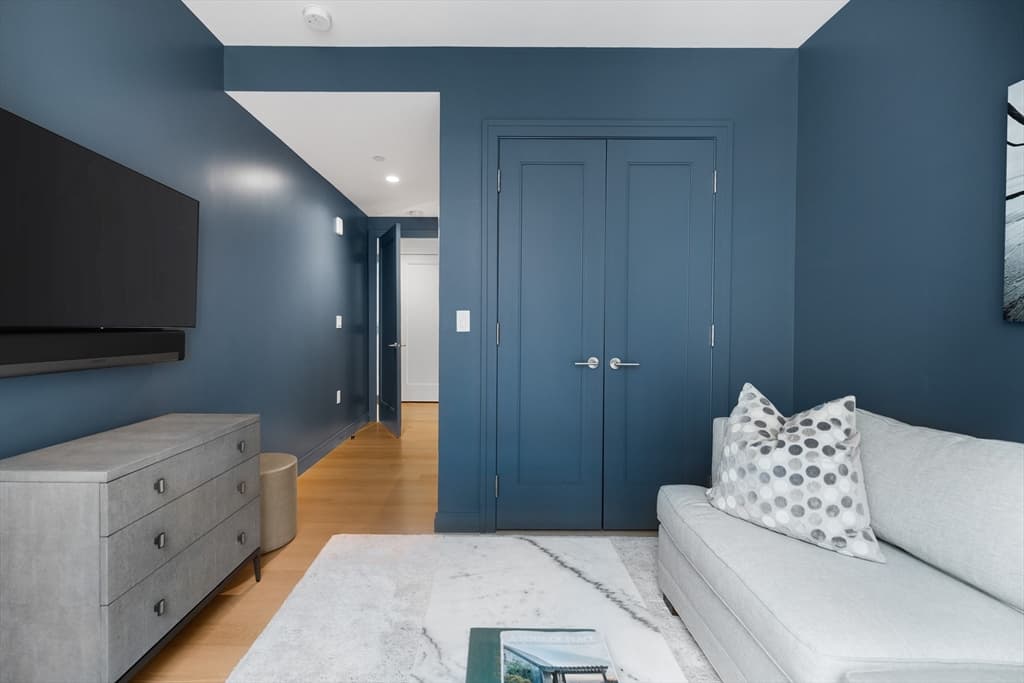 Condominium at 135 Seaport Blvd # 1902, Boston MA 02210, photo 26 of 39