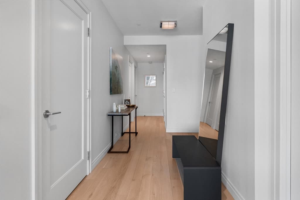 Condominium at 135 Seaport Blvd # 1902, Boston MA 02210, photo 32 of 39