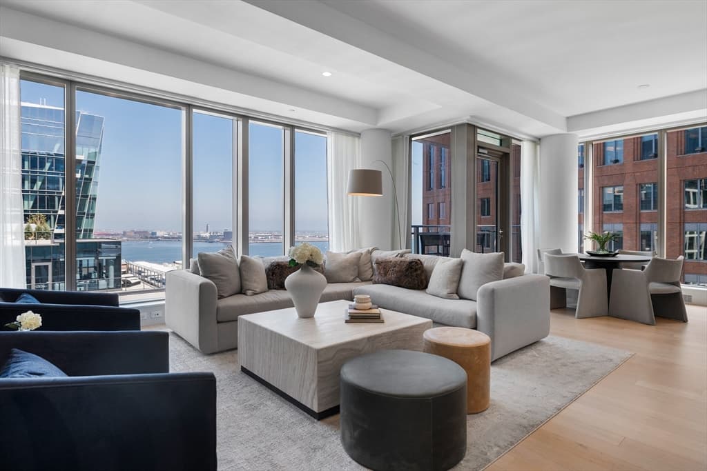 135 Seaport Blvd # 1902, Boston MA 02210