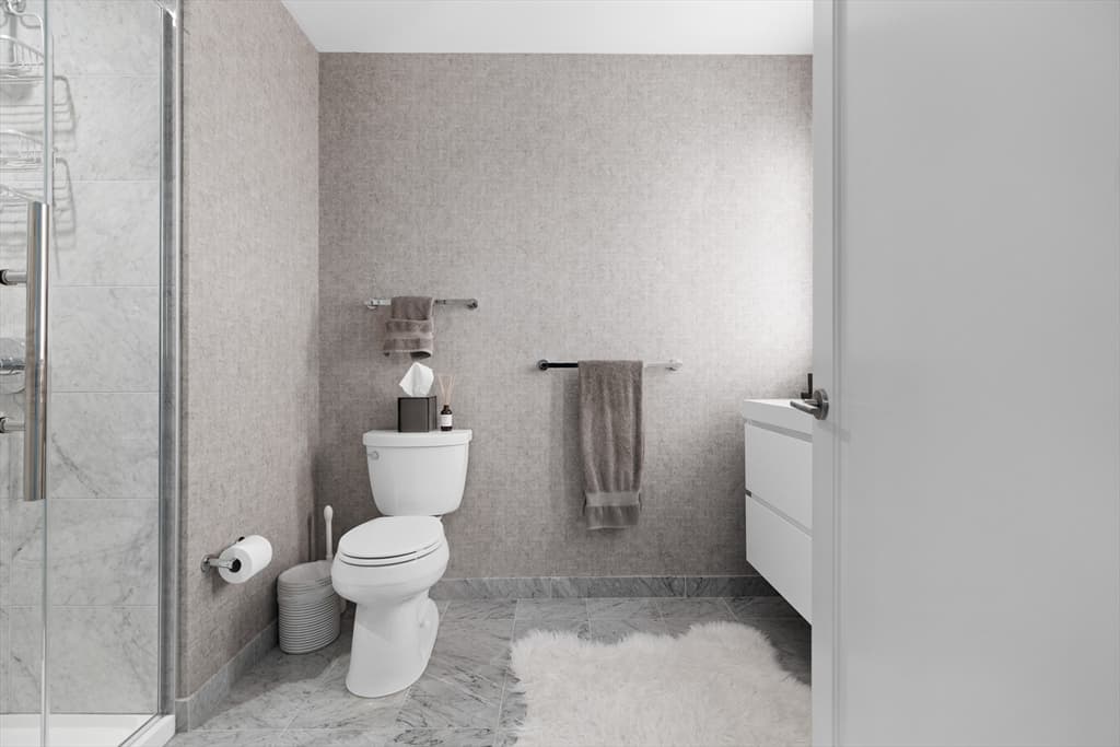Condominium at 135 Seaport Blvd # 1902, Boston MA 02210, photo 20 of 39