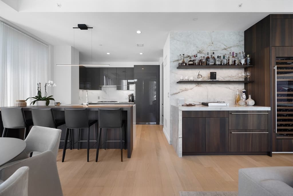 Condominium at 135 Seaport Blvd # 1902, Boston MA 02210, photo 9 of 39