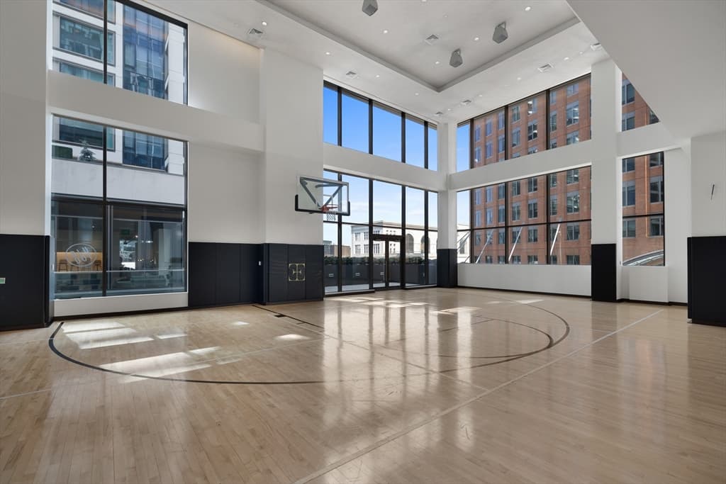Condominium at 135 Seaport Blvd # 1902, Boston MA 02210, photo 34 of 39