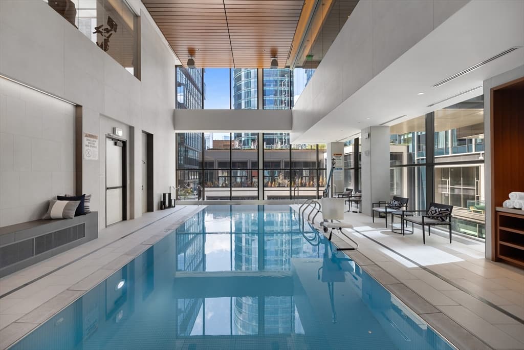 Condominium at 135 Seaport Blvd # 1902, Boston MA 02210, photo 35 of 39