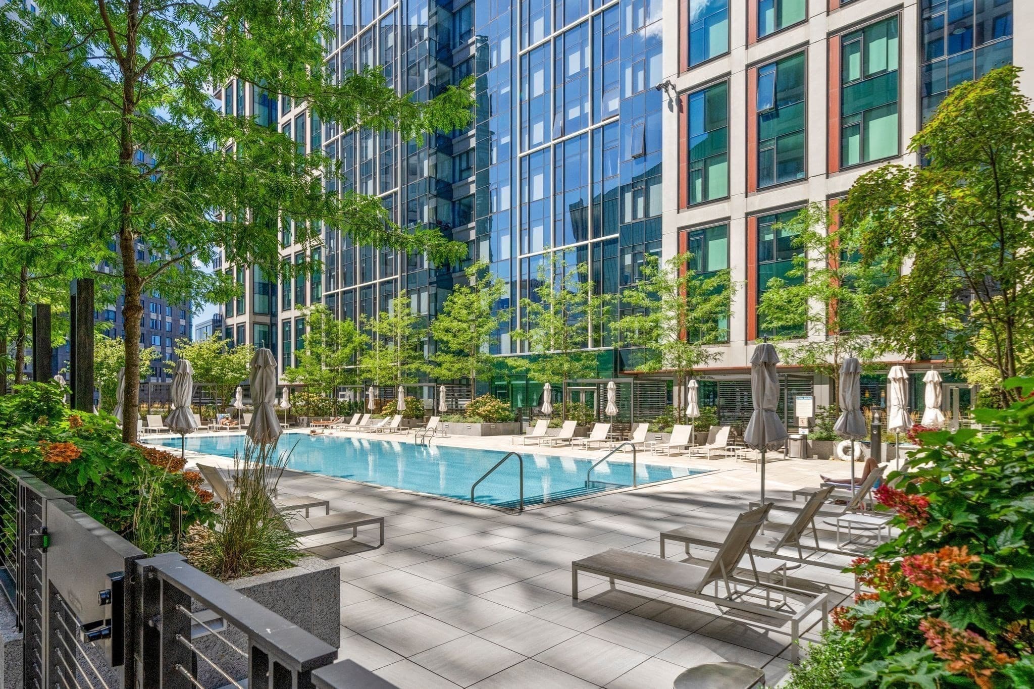 Condominium at 133 Seaport Boulevard # 502, Boston MA 02210, photo 17 of 18