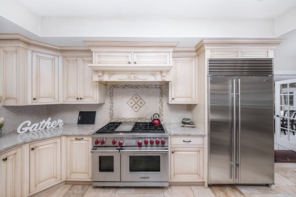 568 Wellesley St, Weston MA 02493 photo 13