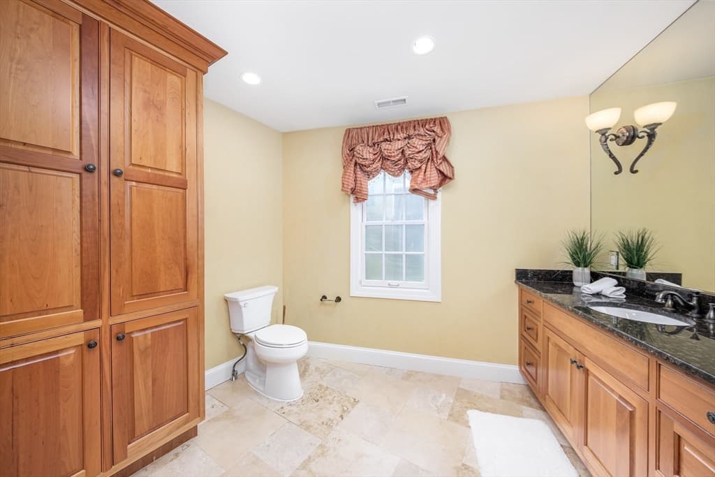 568 Wellesley St, Weston MA 02493 photo 20
