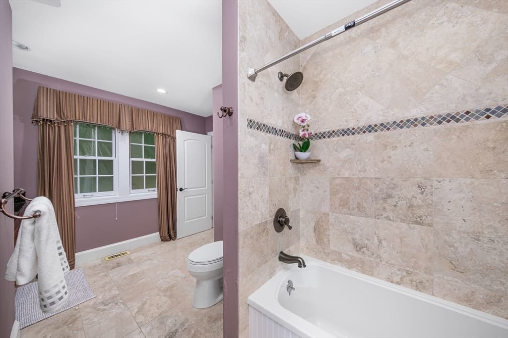 568 Wellesley St, Weston MA 02493 photo 29