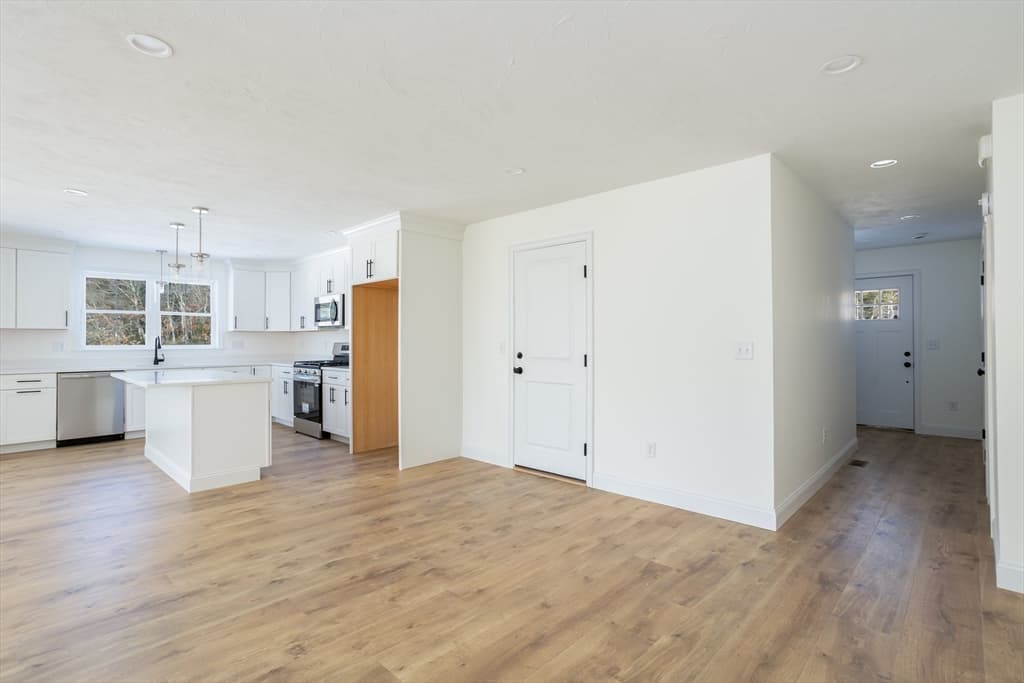 4 Hayley Cir # 0, Rochester MA 02770 photo 15