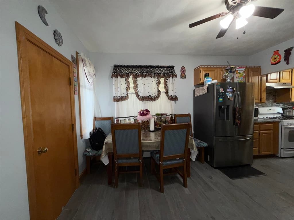 Single Family Residence at 58 Pleasant St, Revere MA 02151, photo 11 of 15