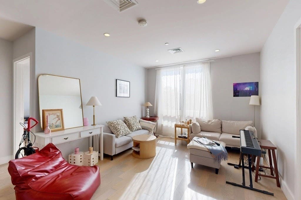 Condominium at 50 Symphony Rd # 402, Boston MA 02115, photo 3 of 15