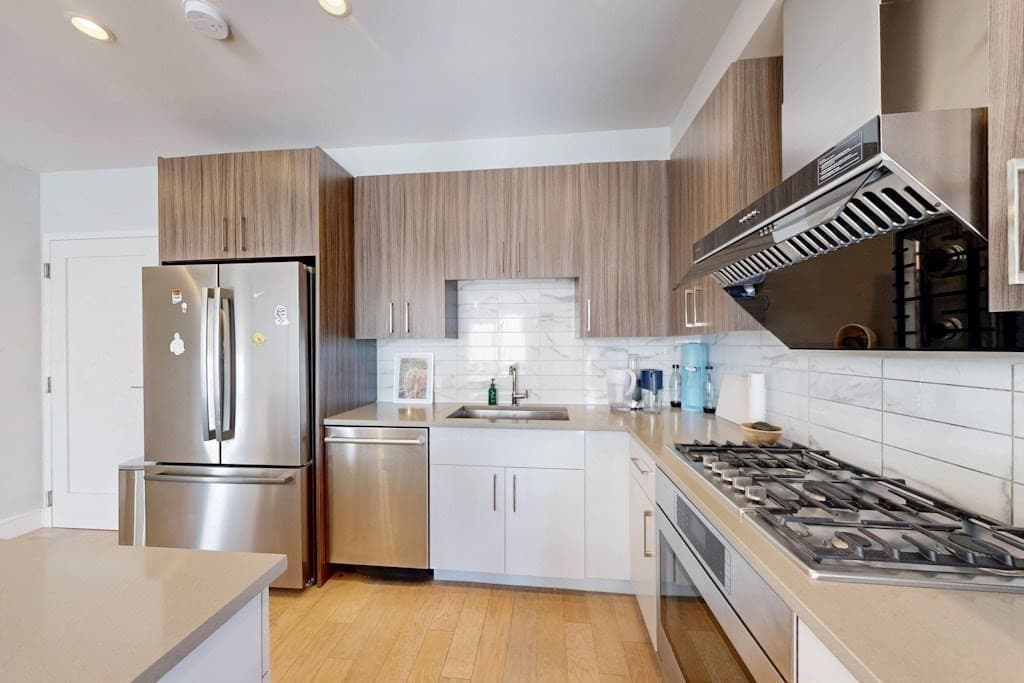 Condominium at 50 Symphony Rd # 402, Boston MA 02115, photo 5 of 15