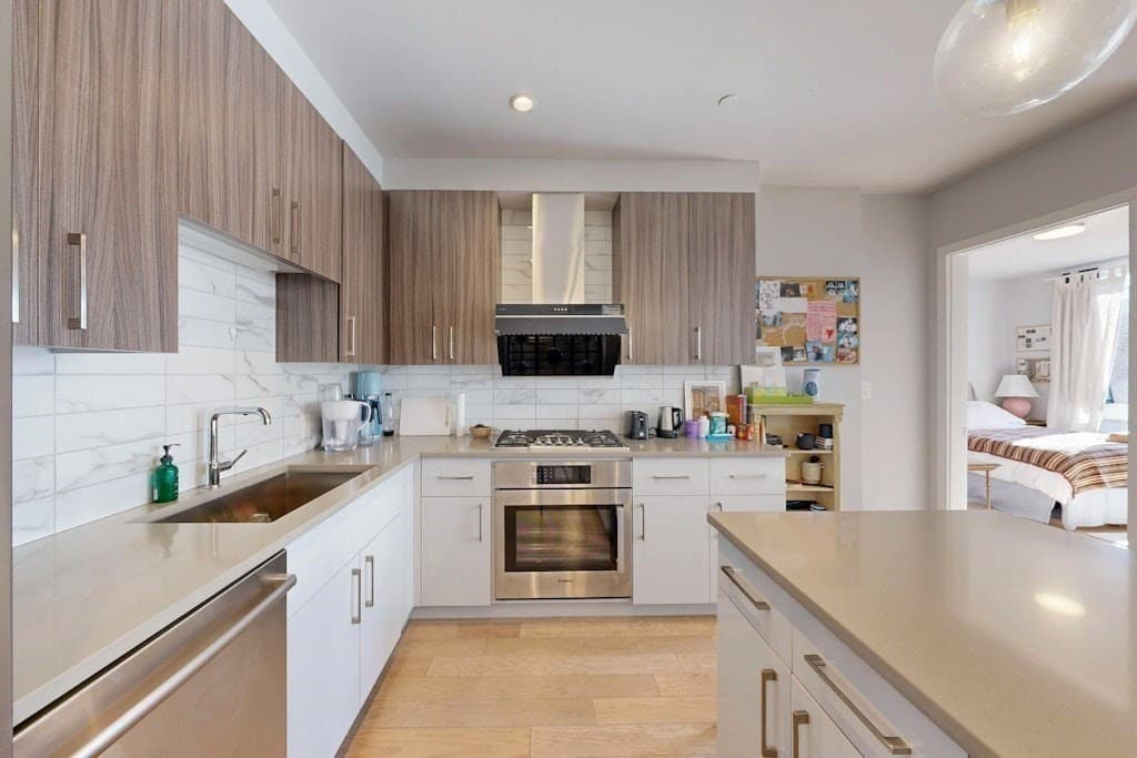 Condominium at 50 Symphony Rd # 402, Boston MA 02115, photo 4 of 15