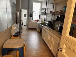 15 Papineau St, Holyoke MA 01040 photo 9