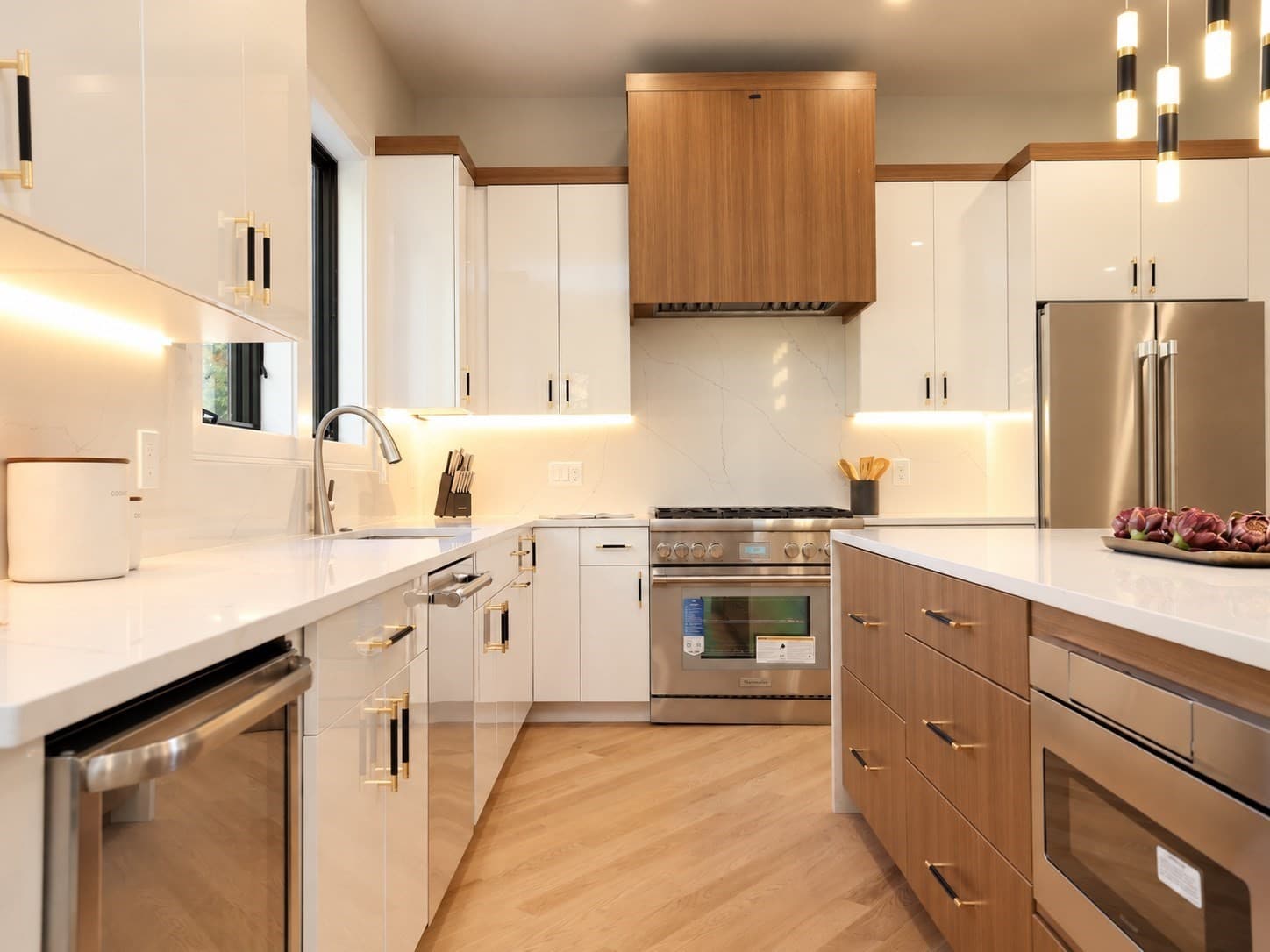 Condominium at 16-18 Josselyn Pl # 18, Newton MA 02461, photo 6 of 29