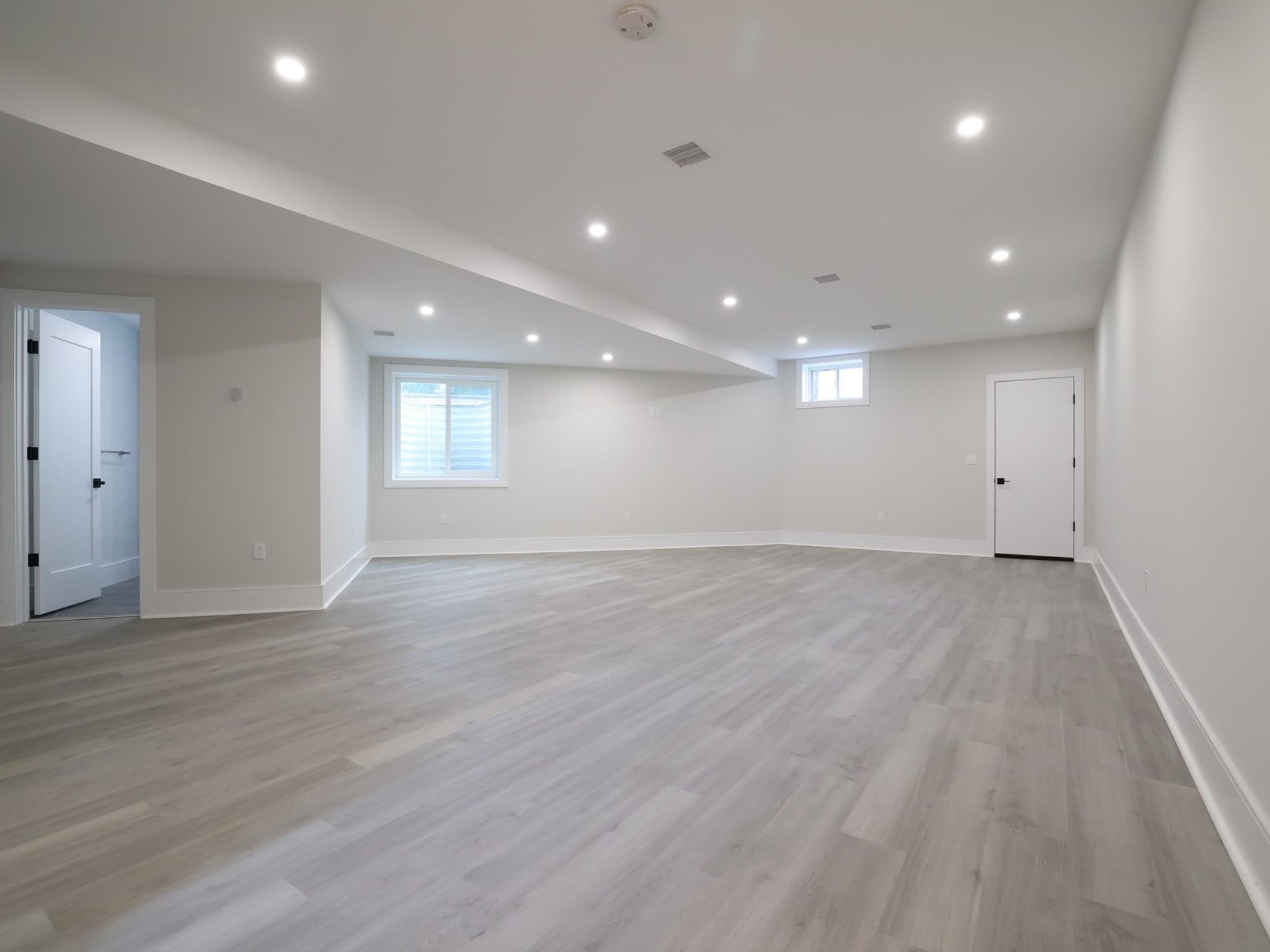 Single Family Residence at 18 Josselyn Pl # 18, Newton MA 02461, photo 21 of 29