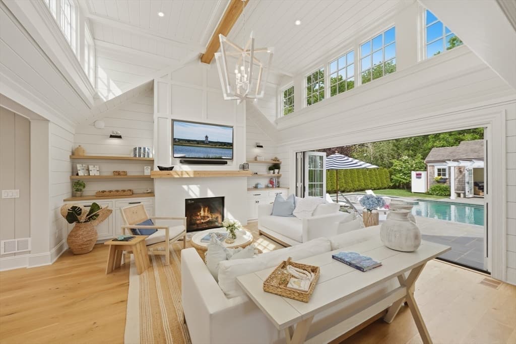 43 Peases Point Way S, Edgartown MA 02539 photo 5