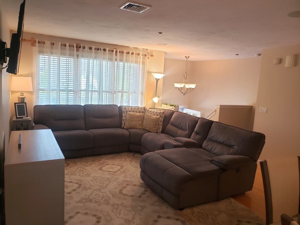 Condominium at 660 Thacher St # 402, Attleboro MA 02703, Attleboro, photo 3 of 25