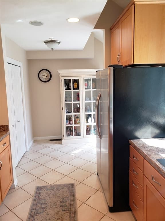 Condominium at 660 Thacher St # 402, Attleboro MA 02703, Attleboro, photo 10 of 25