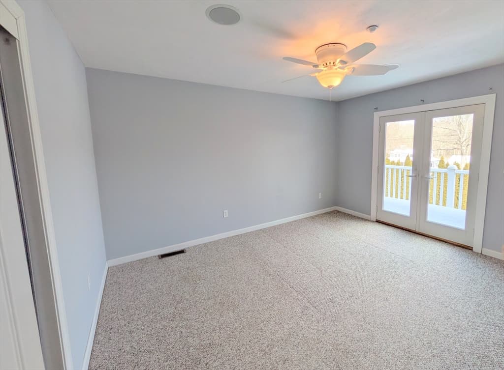 Condominium at 660 Thacher St # 402, Attleboro MA 02703, Attleboro, photo 18 of 25