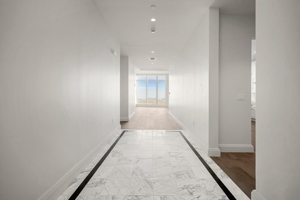 Condominium at 240 Devonshire Street # 1E, Boston MA 02110, photo 2 of 38