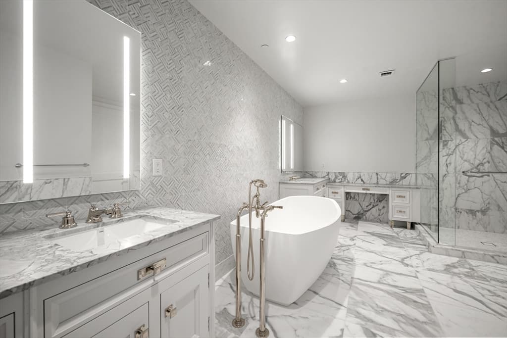Condominium at 240 Devonshire Street # 1E, Boston MA 02110, photo 12 of 38