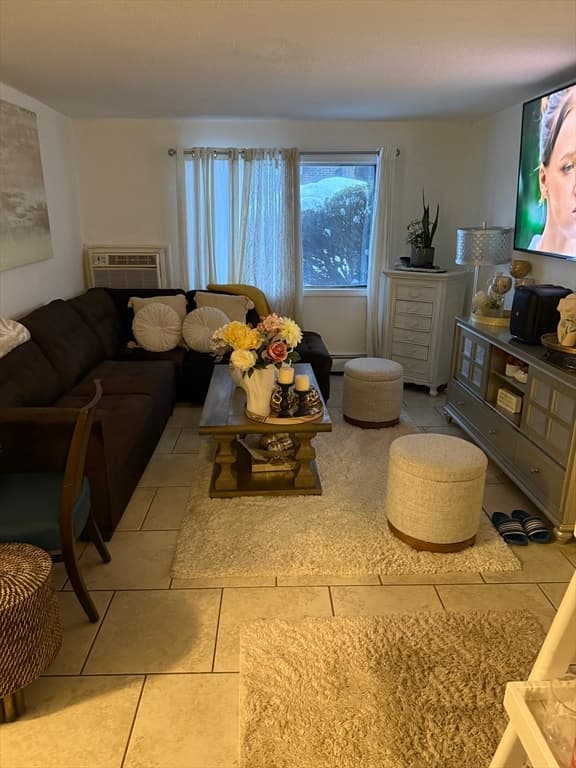 Condominium at 264 East Haverhill # 2, Lawrence MA 01841, Lawrence, photo 4 of 12