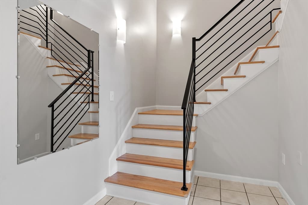 Condominium at 200 Market Street # 619, Lowell MA 01852, photo 6 of 27
