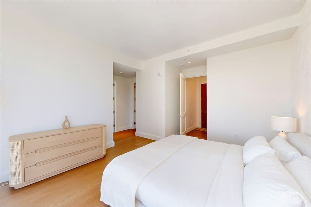 Condominium at 240 Devonshire St # 3912, Boston MA 02110, photo 17 of 41