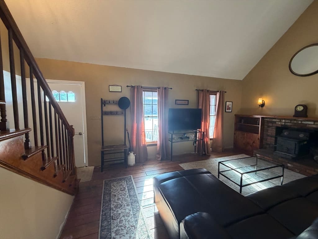 Single Family Residence at 88 Country Rd, Agawam MA 01001, photo 6 of 21
