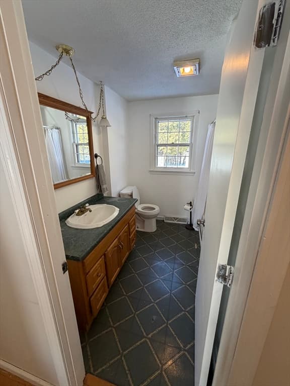 Single Family Residence at 88 Country Rd, Agawam MA 01001, photo 16 of 21