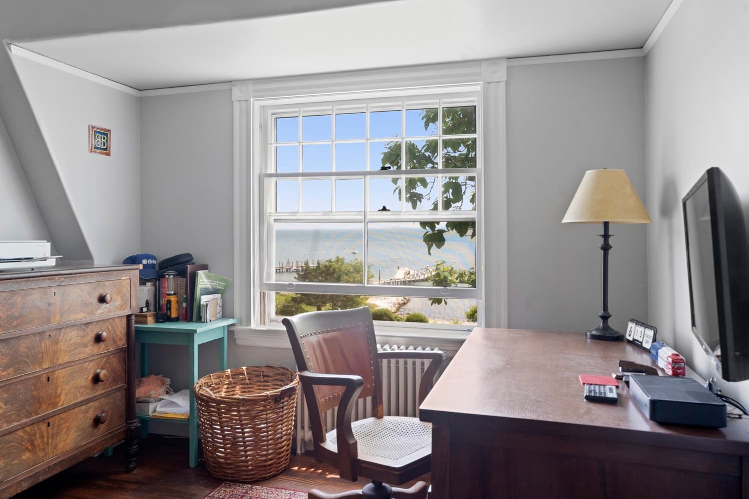 Single Family Residence at 33 Goethals Way, Tisbury MA 02568, photo 13 of 19